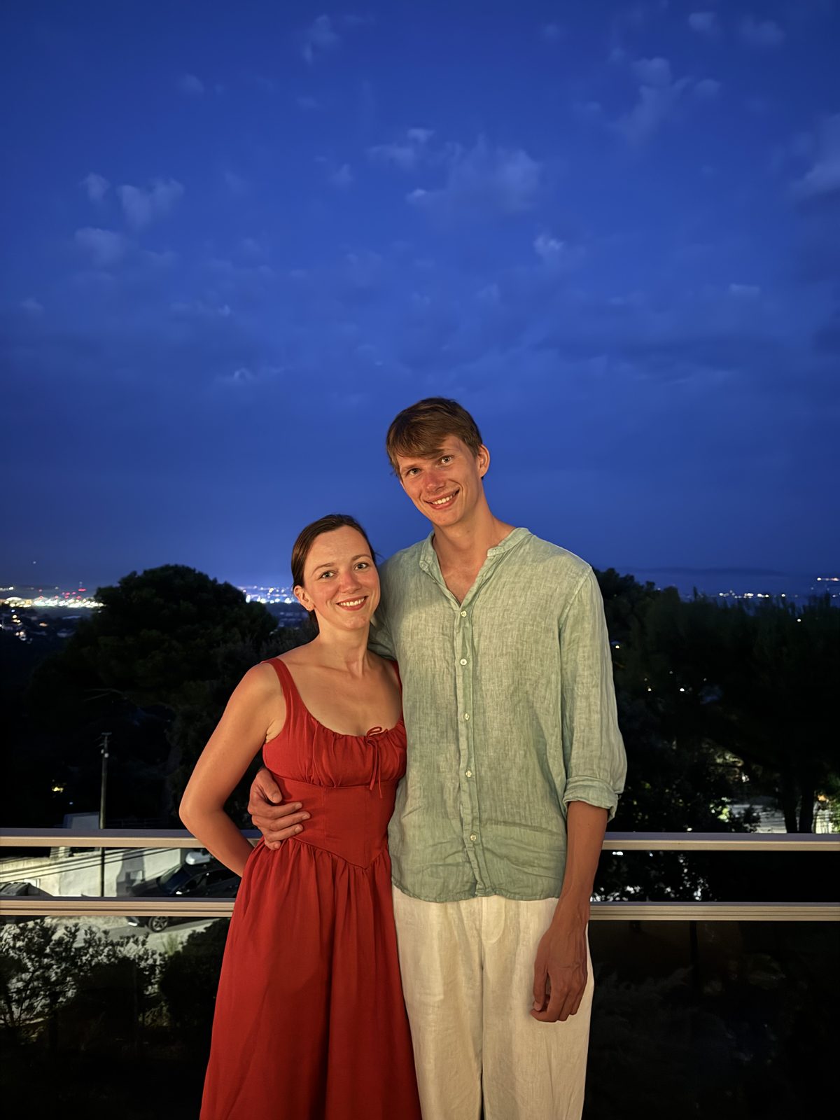 Chloé & Gaspard un soir sur une terrasse